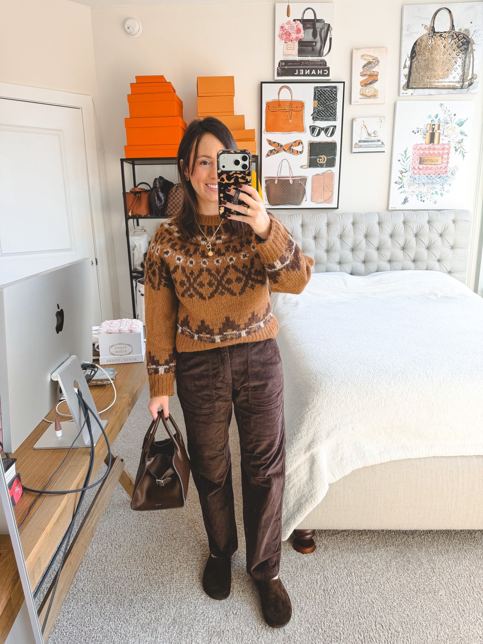 Chocolate brown fall outfit 🤎 obsessed with this fair isle sweater and corduroy combo! Also these mules are soooo good.




#LTKootd #LTKFindsUnder100 #LTKSeasonal