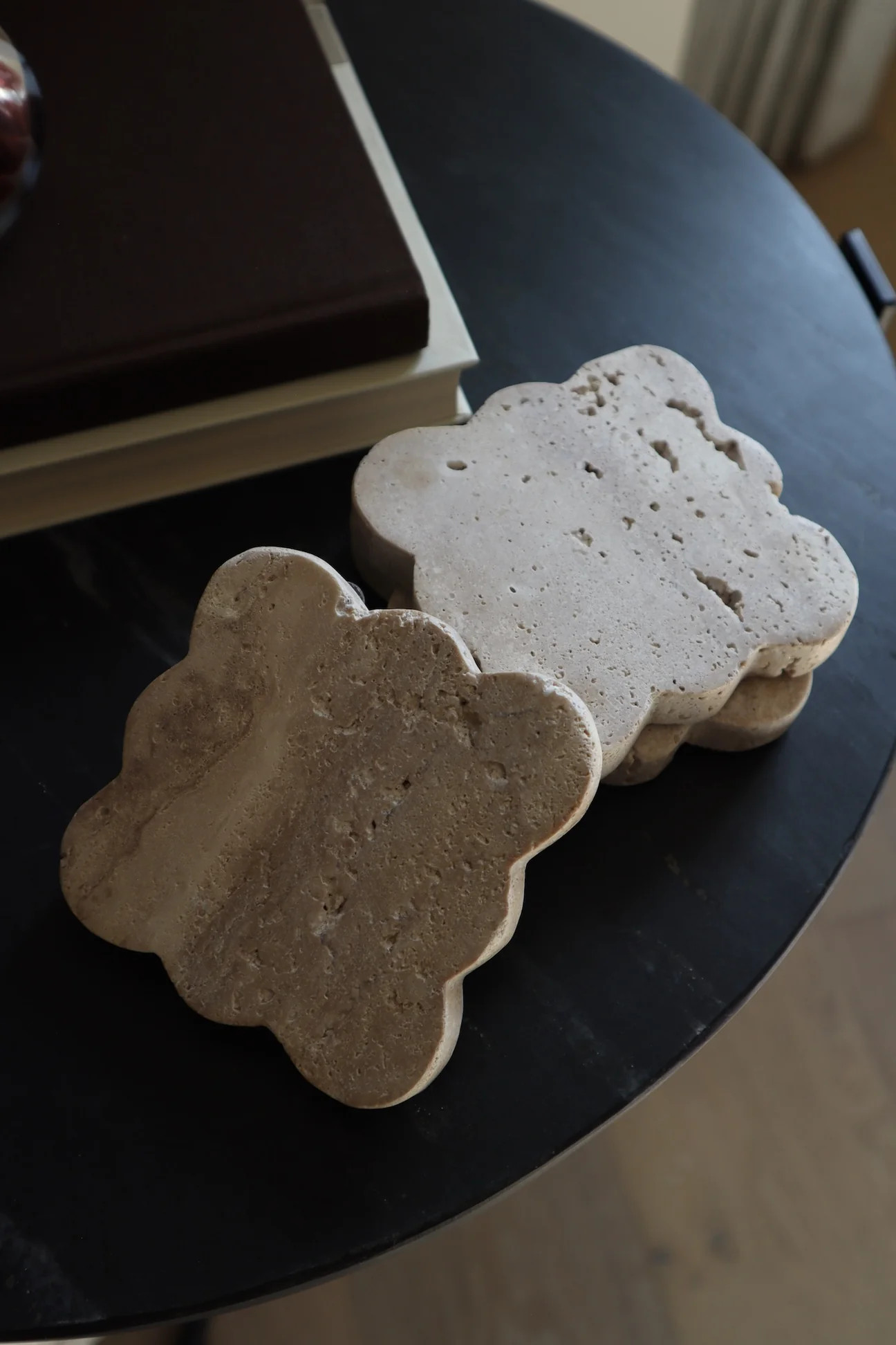 Scalloped Coasters - Set of 4 | THELIFESTYLEDCO