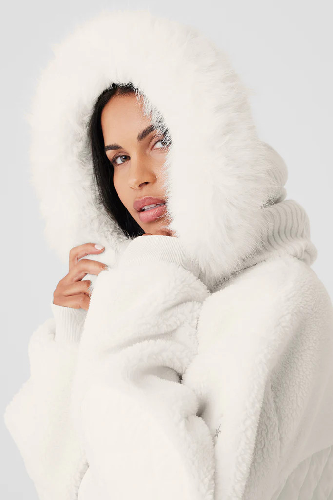 Opulent Faux Fur Wintersun Balaclava | Alo Yoga (US)