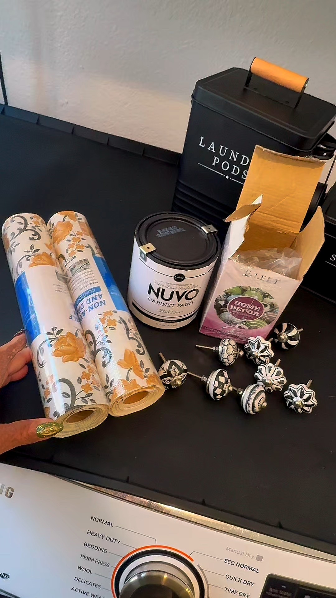 Renter friendly kitchen update from Amazon. I’ve always wanted black cabinets and I’m obsessed with the ceramic knobs.🖤

#LTKOver40 #LTKHome