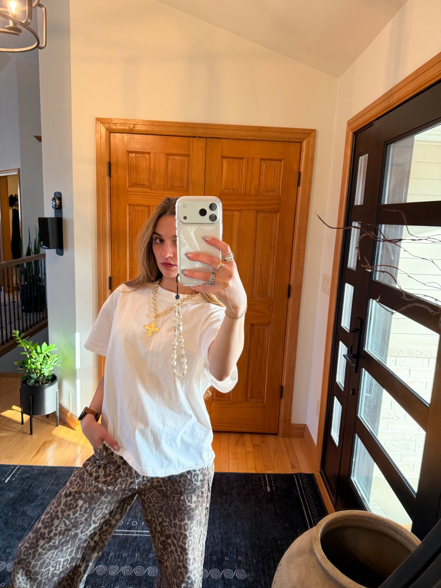 What I wore to work as an interior design assistant. A simple tee with a fun pair of jeans and bold statement jewelry🤗

#LTKootd #LTKgrwm #LTKdayinmylife
