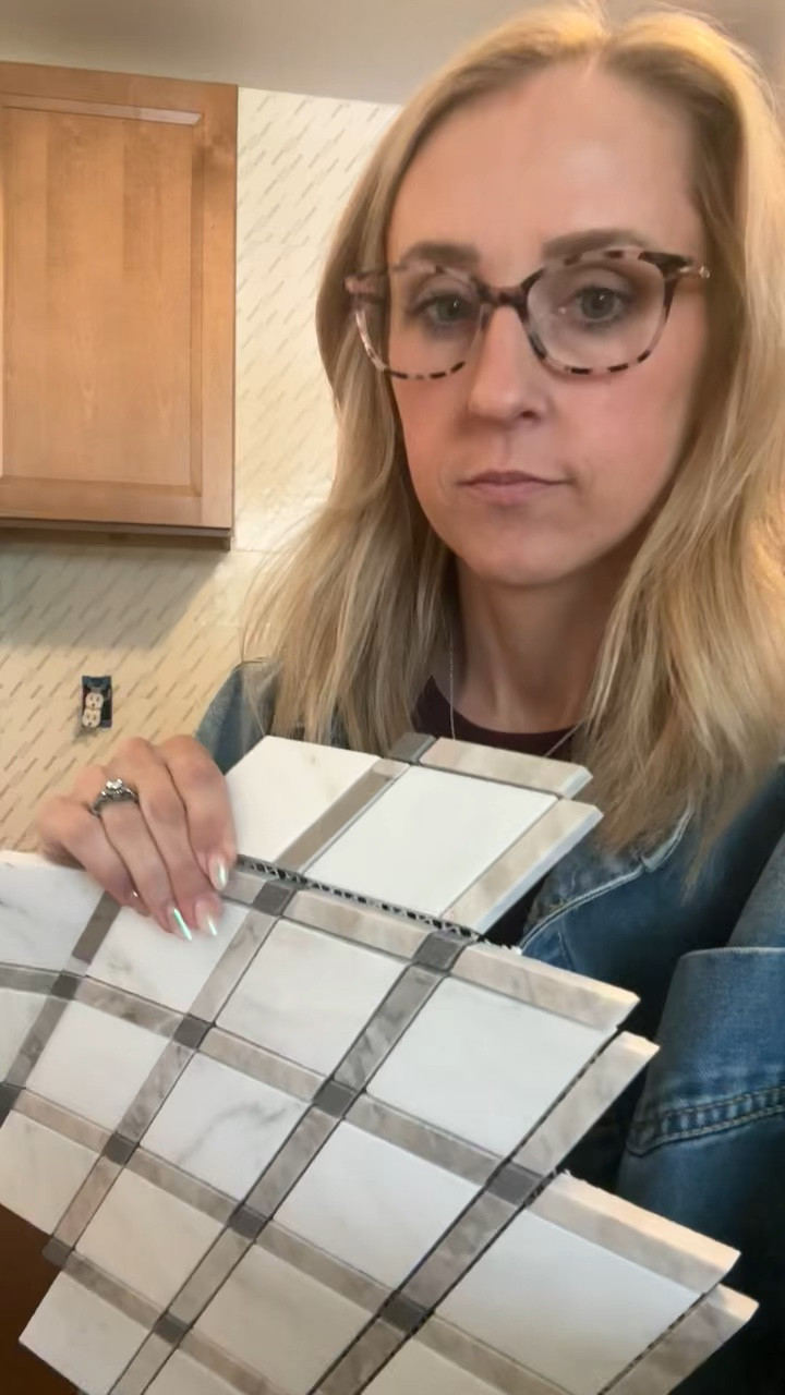 Talk me off of the ledge… I was planning on starting the tile but I really think I should wait for the countertops to be in first to make sure the bottom is perfect… I should wait, right? 😅

Laundry Room Reno | Backsplash Tile | DIY Project | My Laundry Room

Come Stay Awhile, Amanda Vernaci