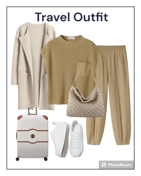 Travel
Lounge outfit that is cute and chic!!!
#traveloutfit
#travel
#loungewear

#LTKtravel
