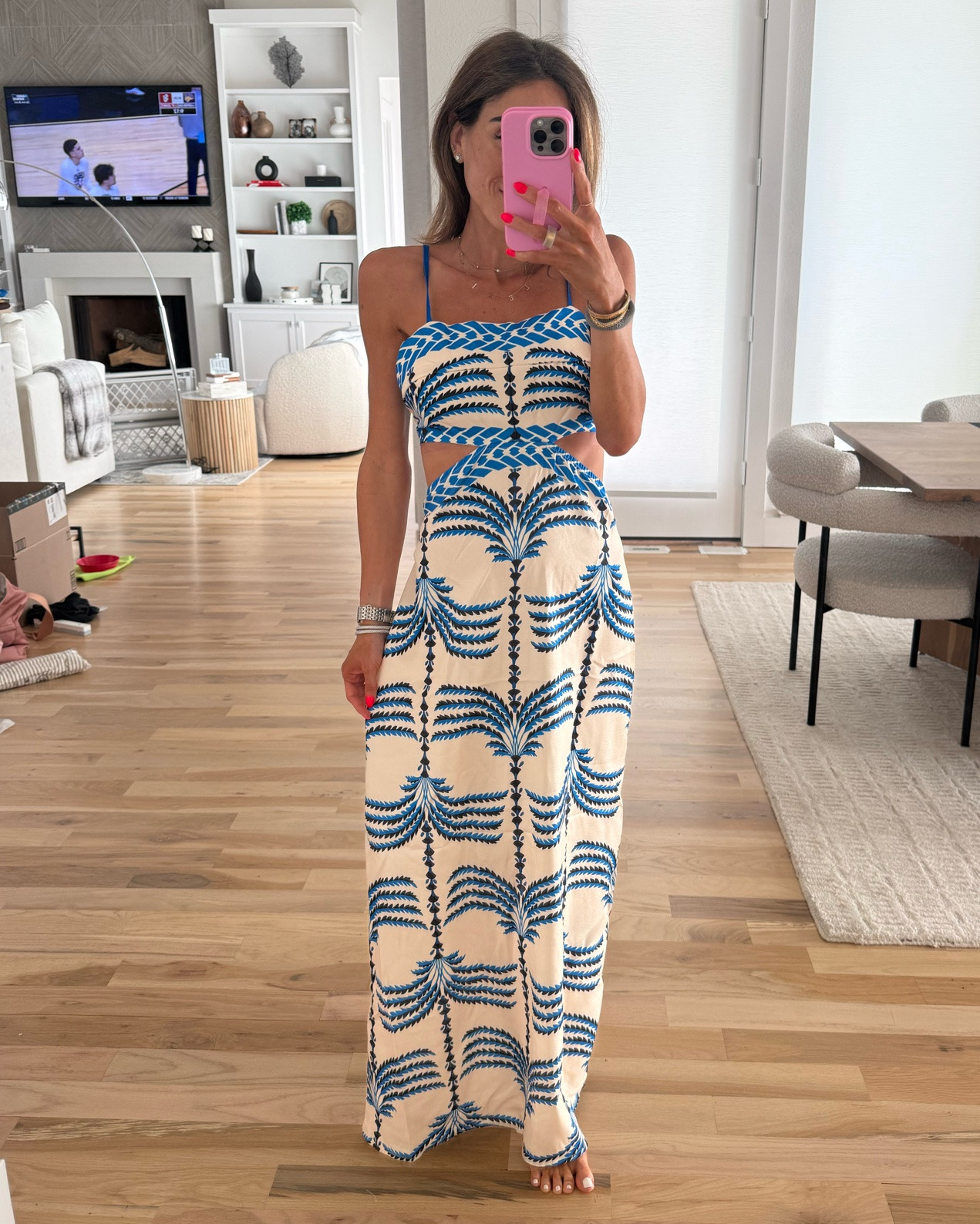 Looks like farm Rio but isn’t! Such a good Amazon find and fits petites. 
Amazon vacation dresses

#LTKPetite #LTKTravel #LTKSeasonal
