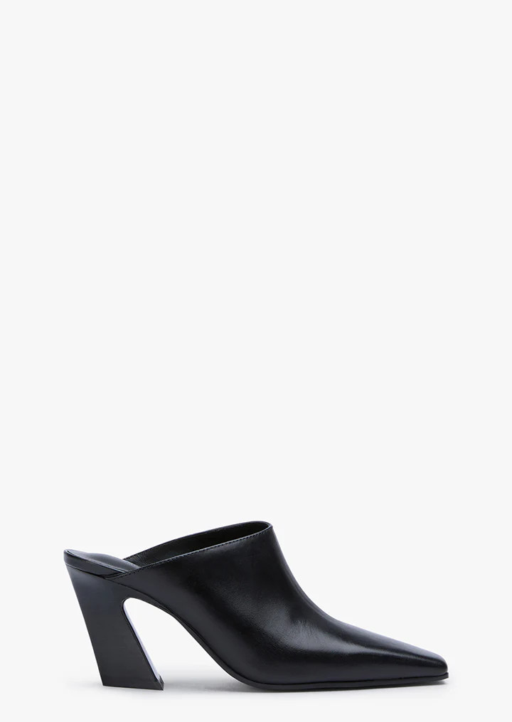 Quade Black Como | Tony Bianco (Australia & New Zealand)