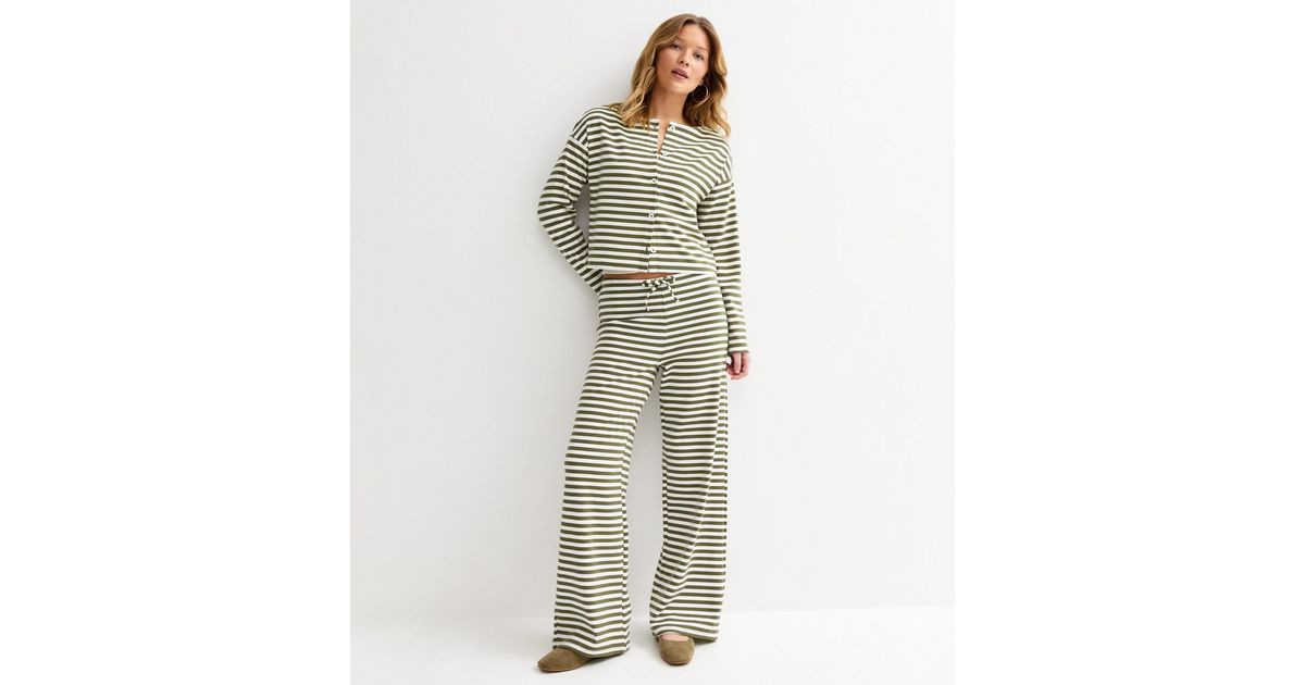 Green Relaxed Striped Wide Leg Trousers | New Look | New Look (UK)