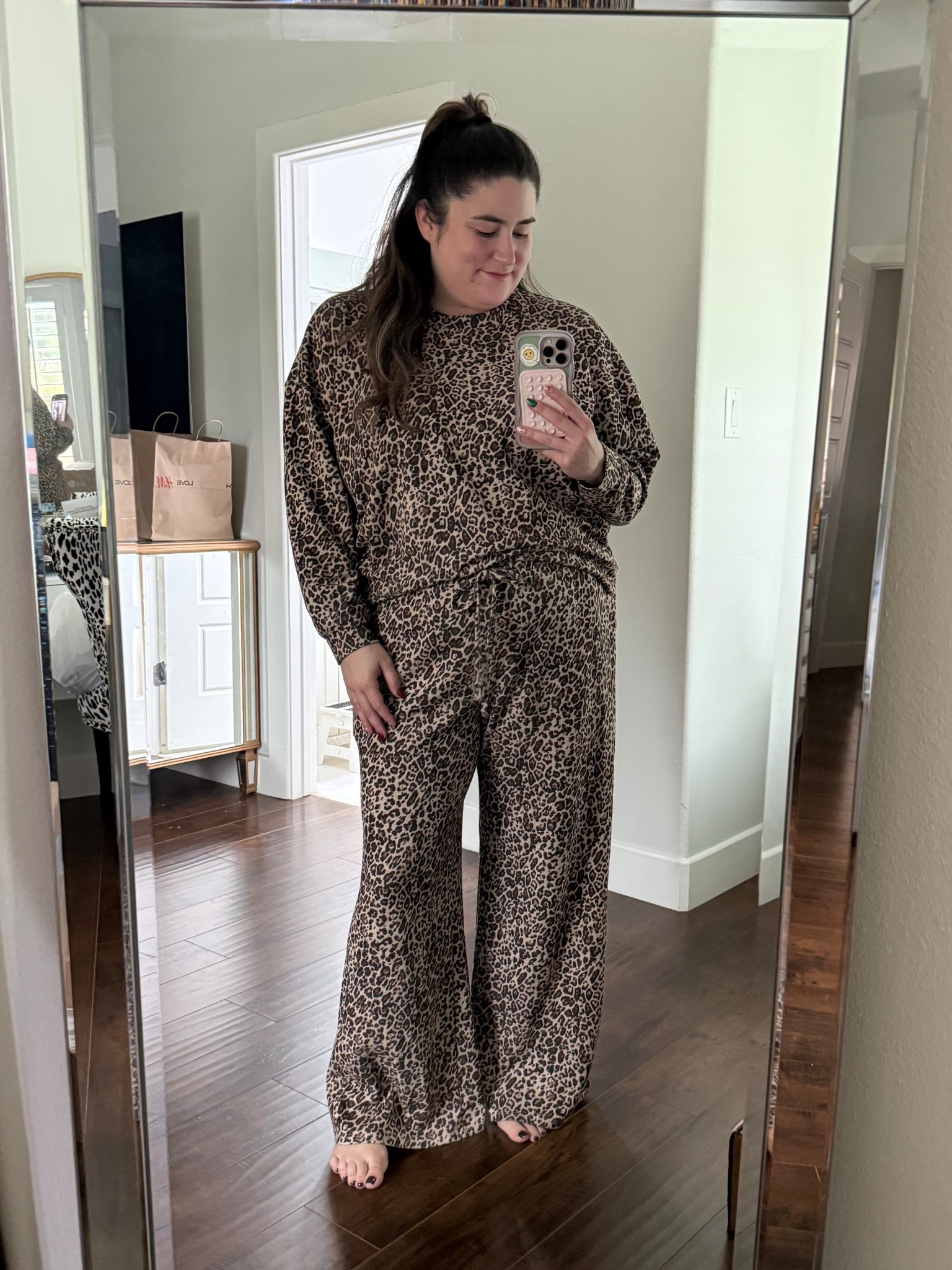 My all time favorite lounge set form Cato! Need this on my Christmas wish list! 

#LTKmorningroutine #LTKdayinmylife #LTKmomlife