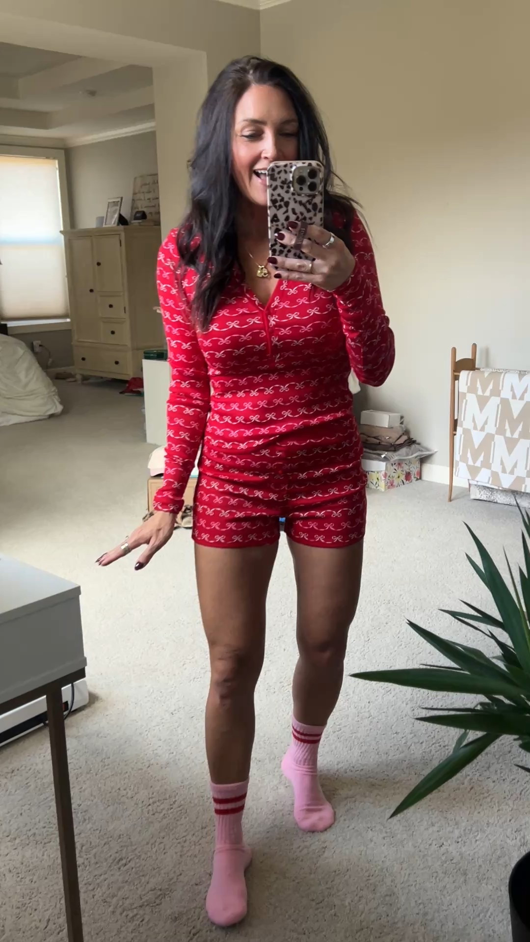 Such an adorable set that is crazy soft. Fitted, wearing a small. It comes wrapped up with the socks ready to gift!



#LTKHoliday #LTKGiftGuide #LTKPetite