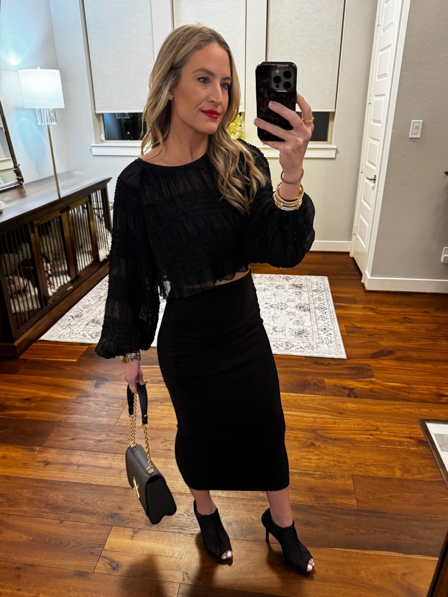 Dinner Outfit

#everypiecefits

Date night 
Sweater skirt
Pencil skirt
Midi skirt 
Winter outfit 


#LTKOver40 #LTKootd #LTKSaleAlert