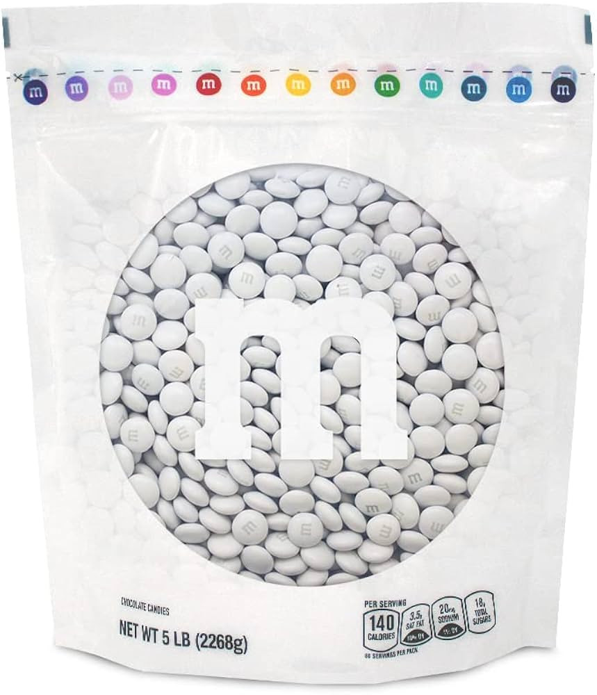 M&M’S White Milk Chocolate Candy, 5lbs of M&M'S in Resealable Pack for Candy Bars, Wedding Rece... | Amazon (US)