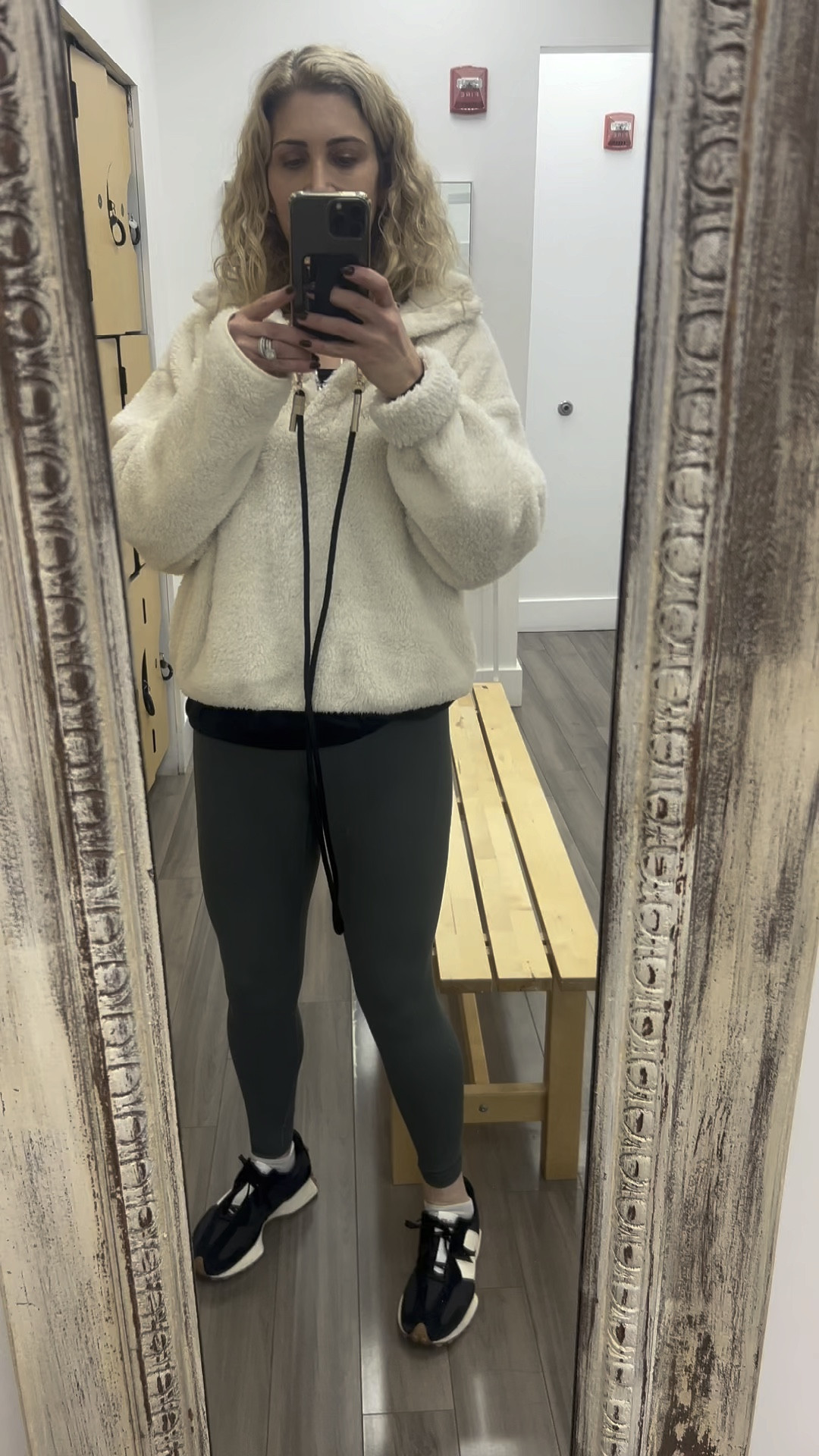 This is how I hit the barre! Most of this outfit is fairly new. Shop my links! 

#LTKover40 #LTKfitness