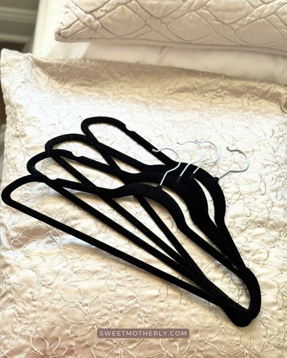 Can you ever have enough? Grab a 50 pack for the same price as a 30 pack now!

Classic white tee
Everyday denim
Neutral knit sweaters
Tailored blazer
Versatile black pants
Lightweight layering jacket
Comfortable sneakers
Simple gold jewelry
Timeless handbag

#LTKSaleAlert #LTKHome #LTKSeasonal