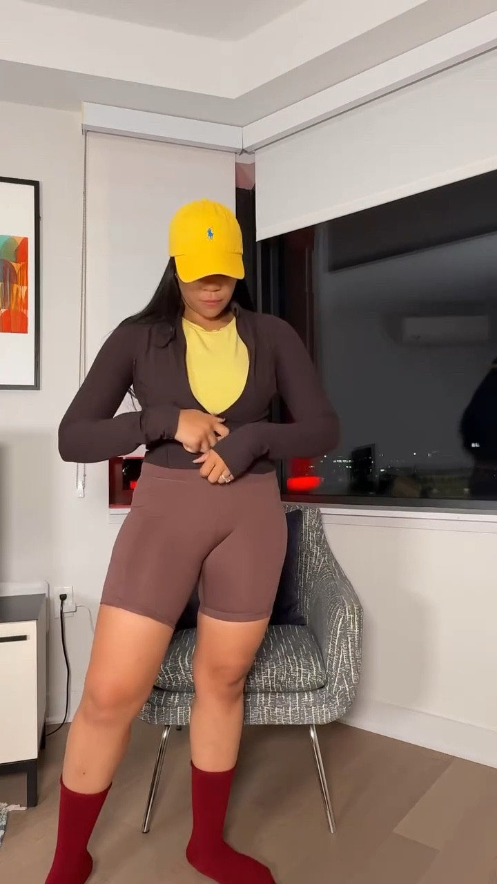 When you want to look put together…
but feel like you’re wearing nothing.
Nuage Wears = invisible comfort ☁️💕

@nuagewears
 #nuagewears #seamless #comfortthatperforms #nuage #nowedgies #activeunderwear #performanceunderwear #travelunderwear #3dfitsundie