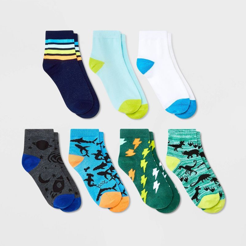 Boys' 7pk Space-Dye Dino Ankle Socks - Cat & Jack™ Green | Target