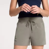 CALIA Women's TrueLight Seamed Mid Rise Shorts | DICK'S Sporting Goods