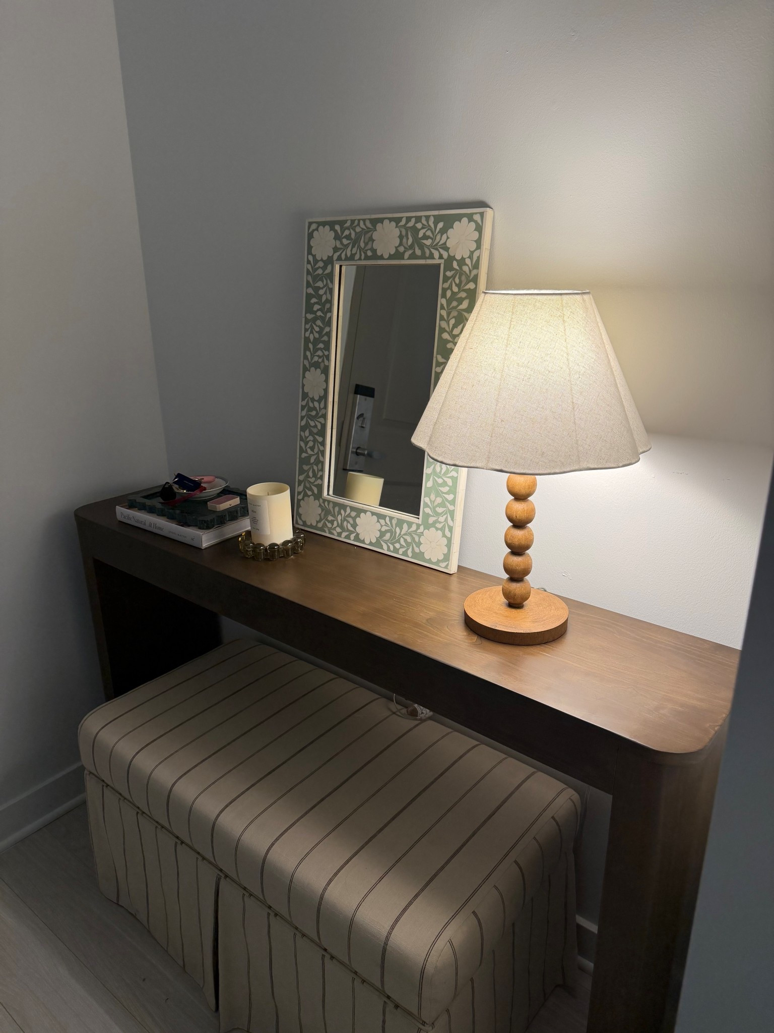 Front entryway moment! 


#LTKHome