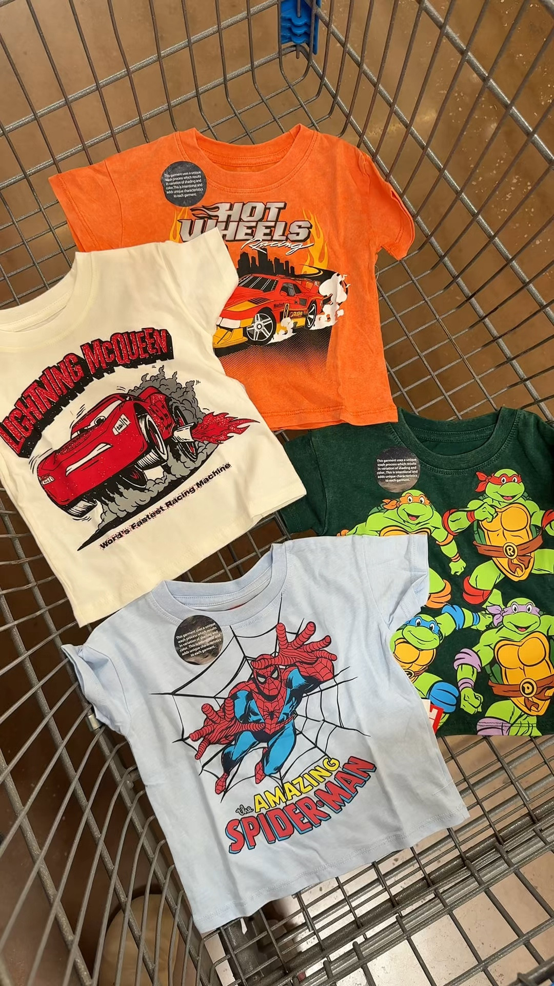 NEW toddlers/ kids graphic tees for only $7 a piece 😍
-
#toddlergirl #girlmom #girlclothing #girlstyle #girloutfit #toddlergirlfashion #toddlergirlstyle #hellokitty #bluey #blueyandbingo #toystory #cars #monsterjam #boysstyle #toddlerboyfashion #ToddlerTees