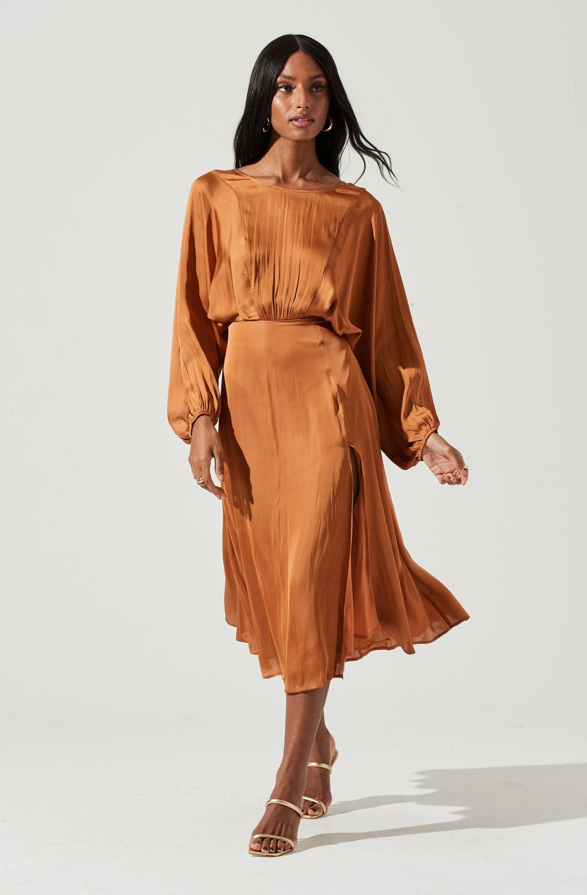 Marin Dolman Sleeve Midi Dress | ASTR The Label (US)