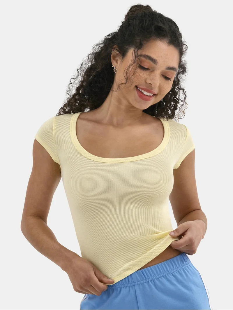 No Boundaries Scoop Tee with Cap Sleeves, Women's | Walmart (US)