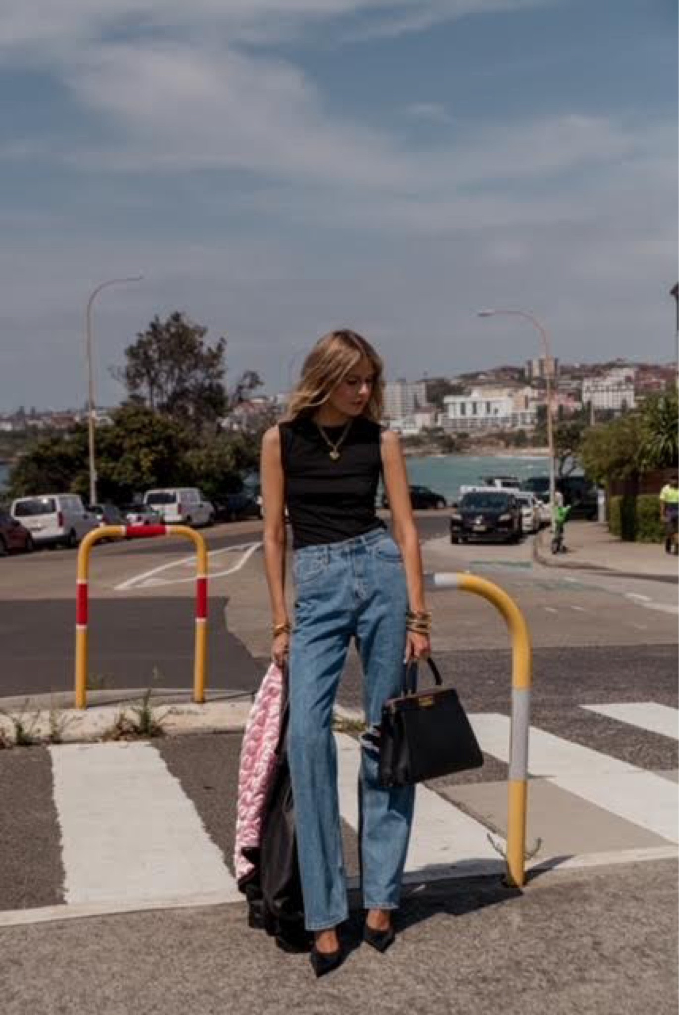 Blue jeans and a cute top. Wardrobe staples! 


#LTKaustralia