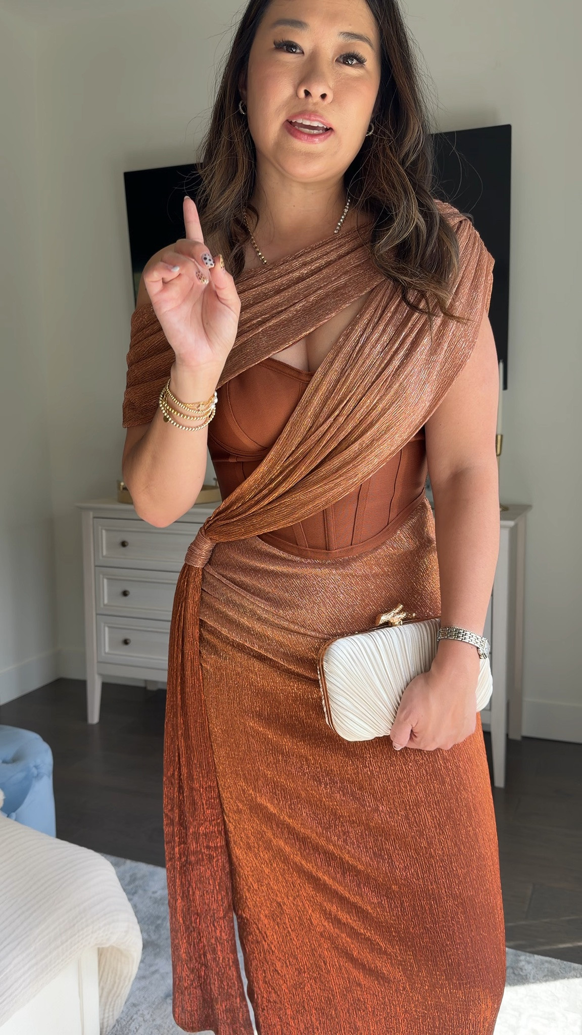This brand on Macy’s is SO good!
Jluxlabel dress: Medium