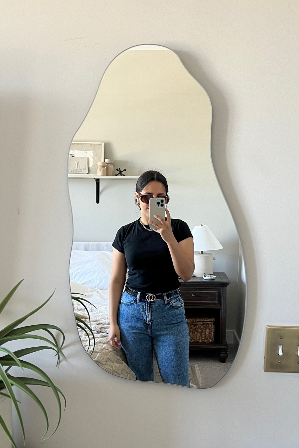 New mirror who dis?

#LTKHome