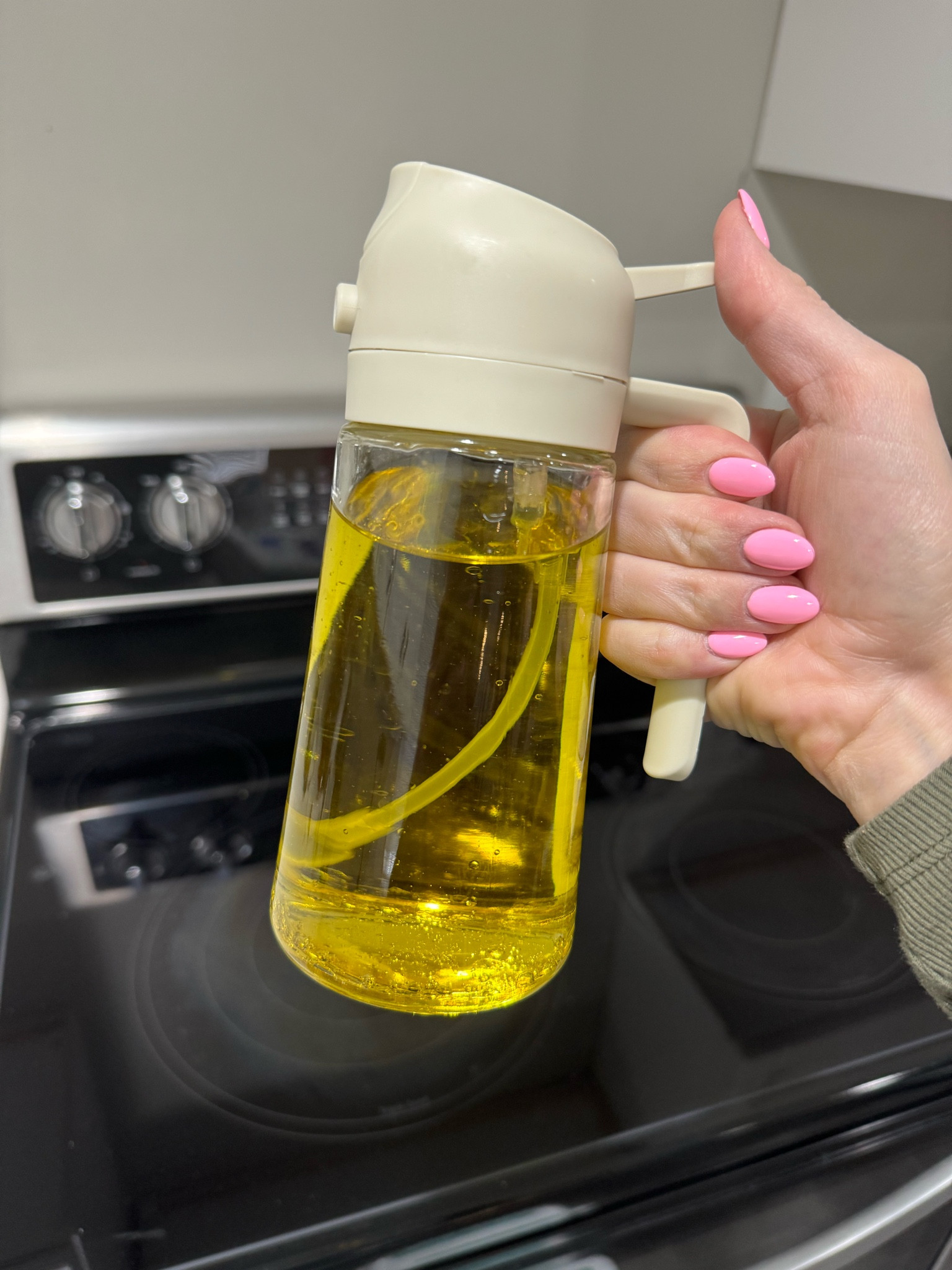 Oil bottle that sprays and pours your own oil

#LTKfamily #LTKfindsunder50 #LTKhome