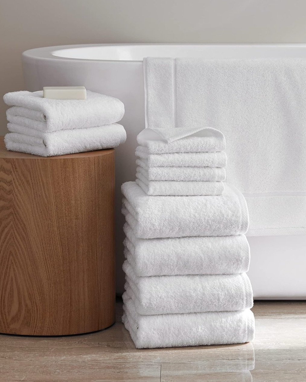 Luxury All-White Bath Linens Bundle

#LTKHoliday #LTKHome #LTKGiftGuide