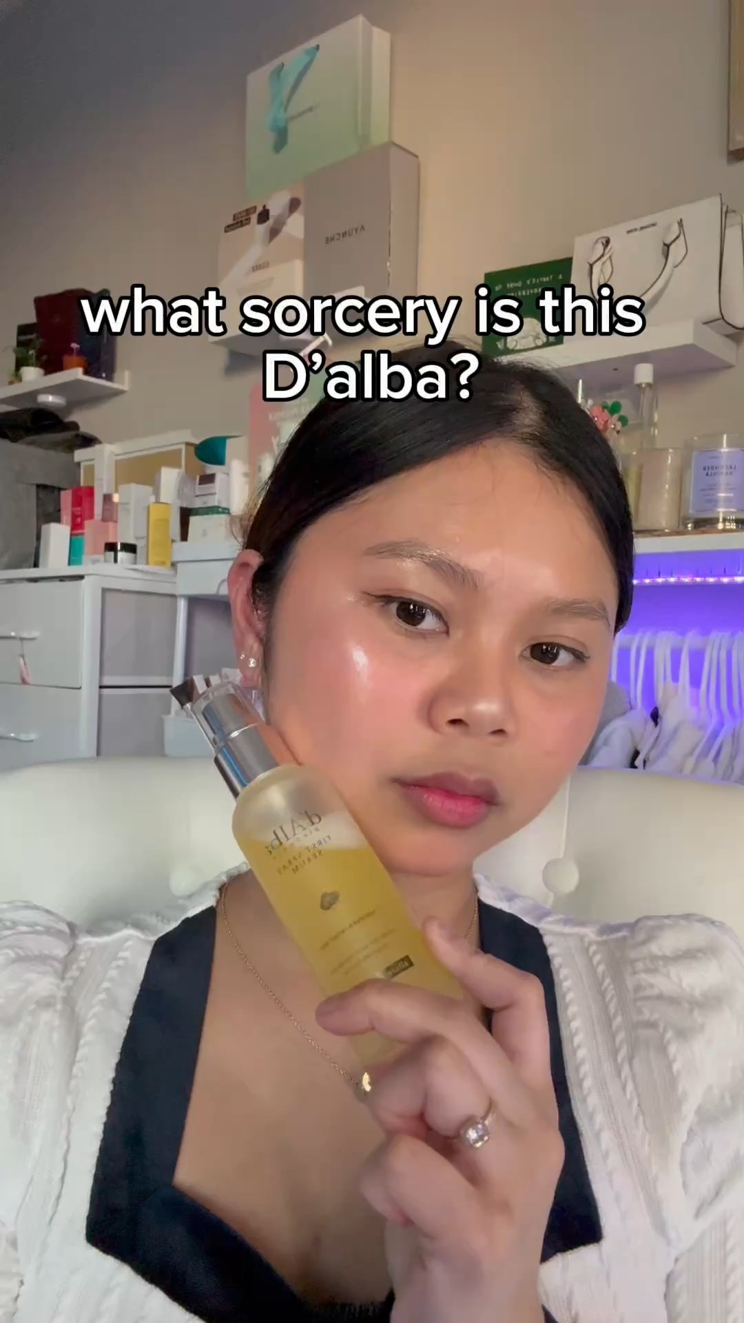 I’m speechless! The best first and finishing spray serum, I wouldn’t lie!! Not gatekeeping this anymore!

#LTKFindsUnder50 #LTKSaleAlert #LTKBeauty