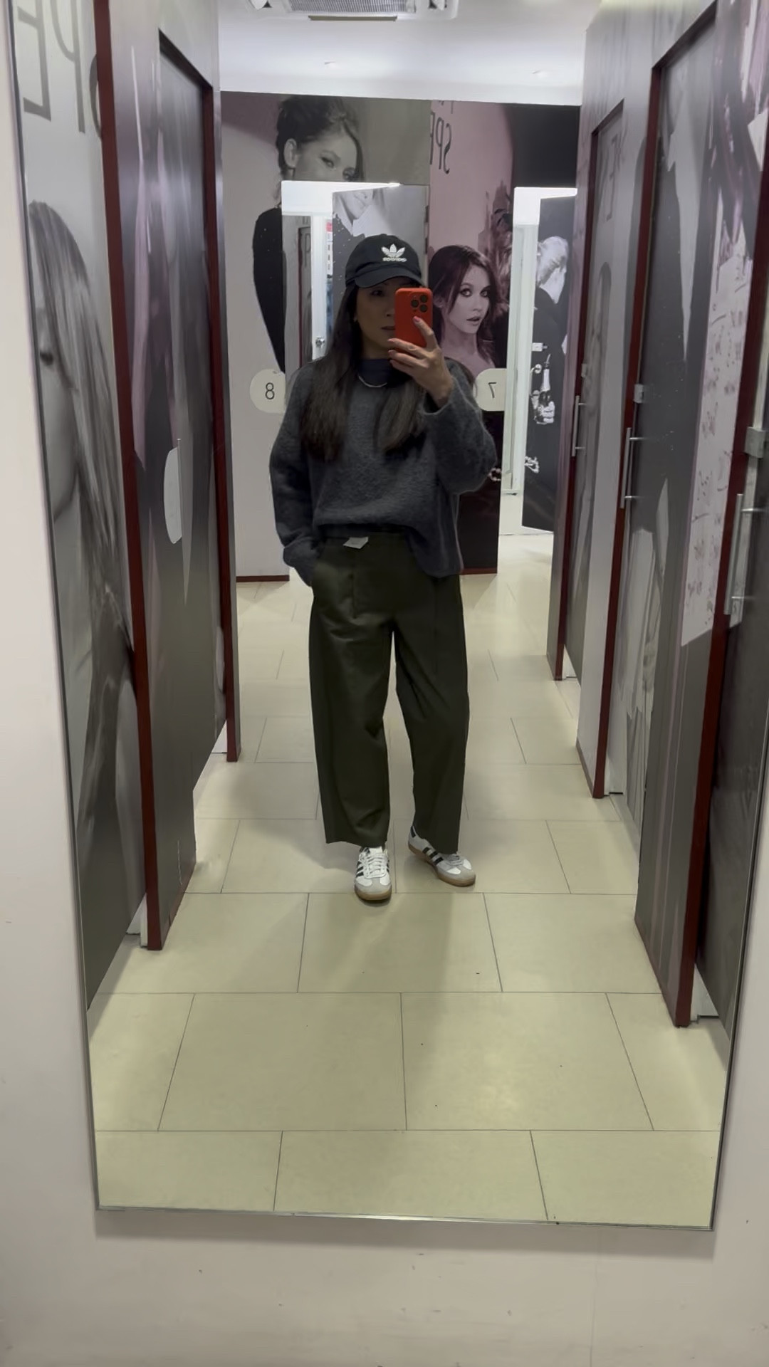 Love the barrel leg shape! Generous sizing as I’m in the uk8 short leg and it’s quite loose on the waist! Comes in a beige and khaki and it’s like a chino style material 

#LTKuk #LTKstyletip #LTKpetite