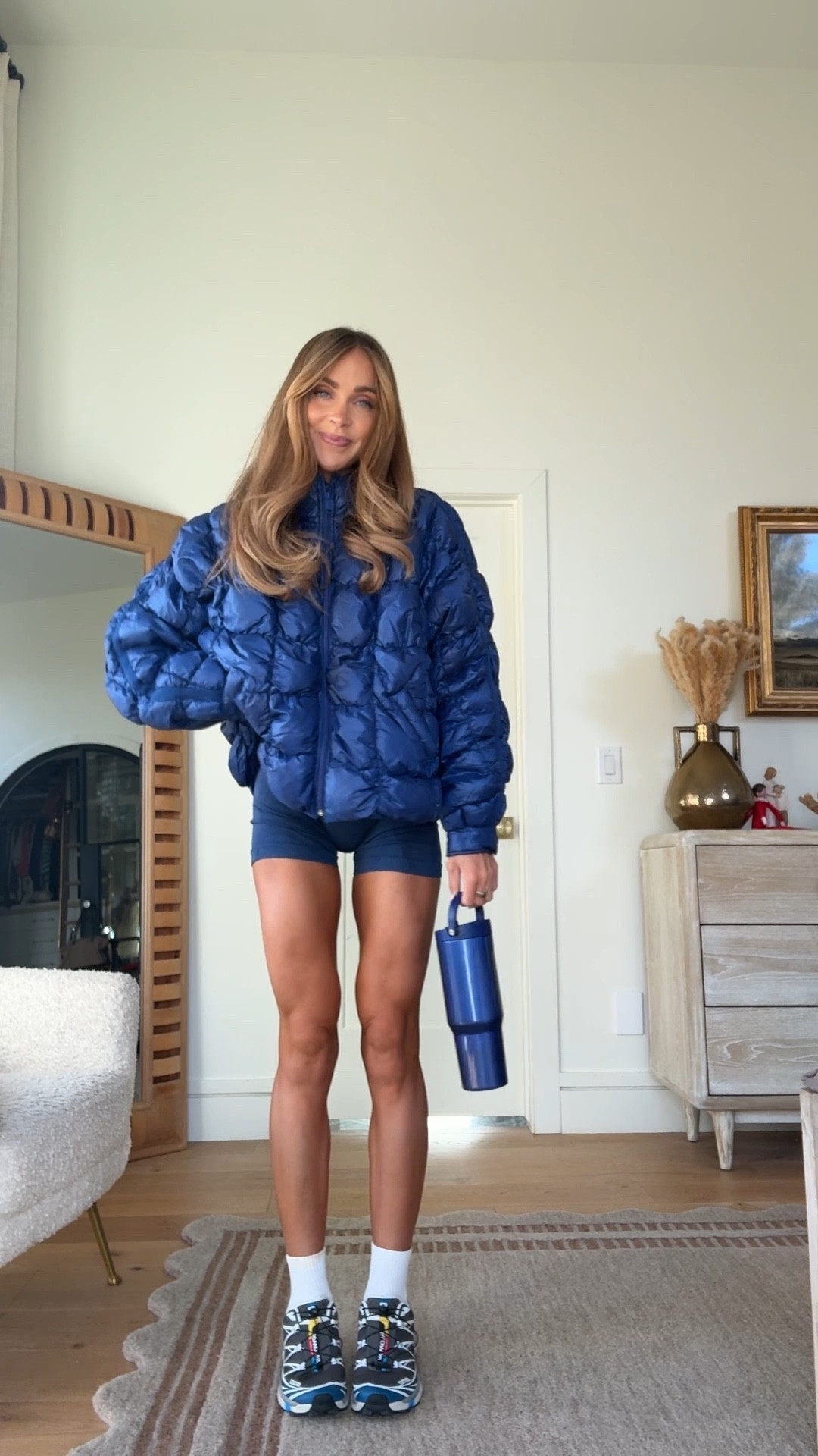 The shiny blues 

Jacket xs
Shorts xs
