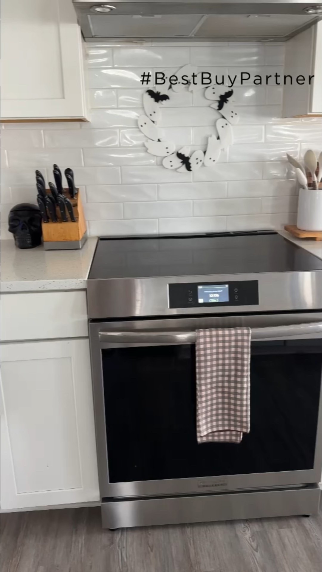 #BestBuyPartner Did you know you can make stone-baked pizza at home in just 2 minutes?!  Thanks to my new Frigidaire Stone-Baked Pizza Range from @BestBuy, our Friday nights just got an upgrade!
This range does it all and is perfect for family nights or hosting. For pizzas it gets up to 750 degrees and even walks you through the process from preheating to bake time. On top of that, it has over 15 cooking modes like air fry, slow cook, and dehydrate, so it’s become our kitchen MVP.
If your family loves pizza night like we do, this is a total game-changer. Now available at Best Buy! #BestBuy #Frigidaire #ad



#LTKHome #LTKFamily #LTKSeasonal