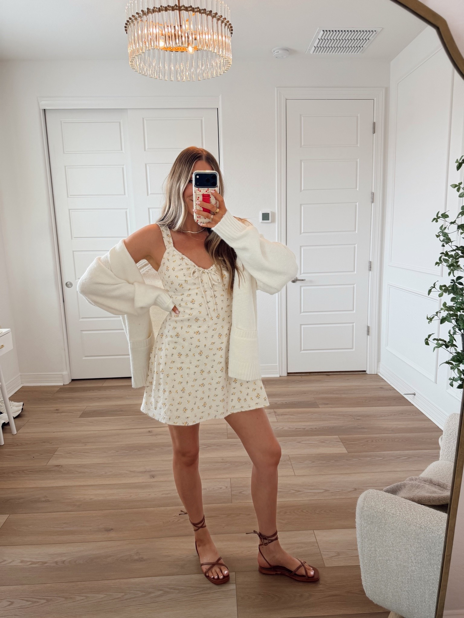 Easy spring outfit! Wearing smalls