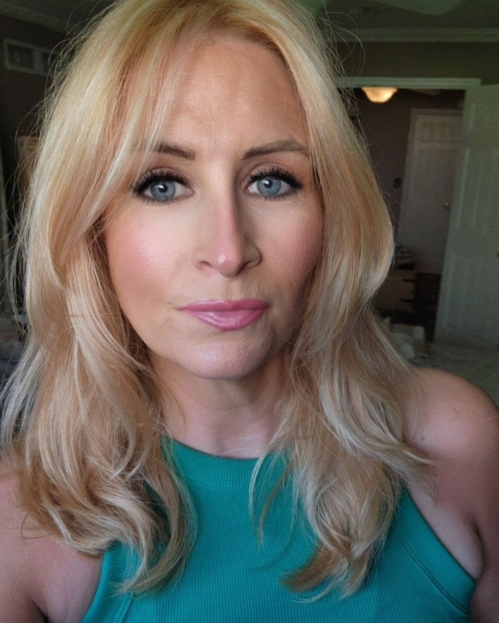 If you're not shopping mango for basics like tank tops, you're missing outI bought 6 of them years ago and they last forever. This was from last year when I went to Ireland I had this on with shorts I added a skirt with it for dinner and then threw a blazer over it It is a workhorse to be sure

#LTKootd #LTKvlog #LTKTravel