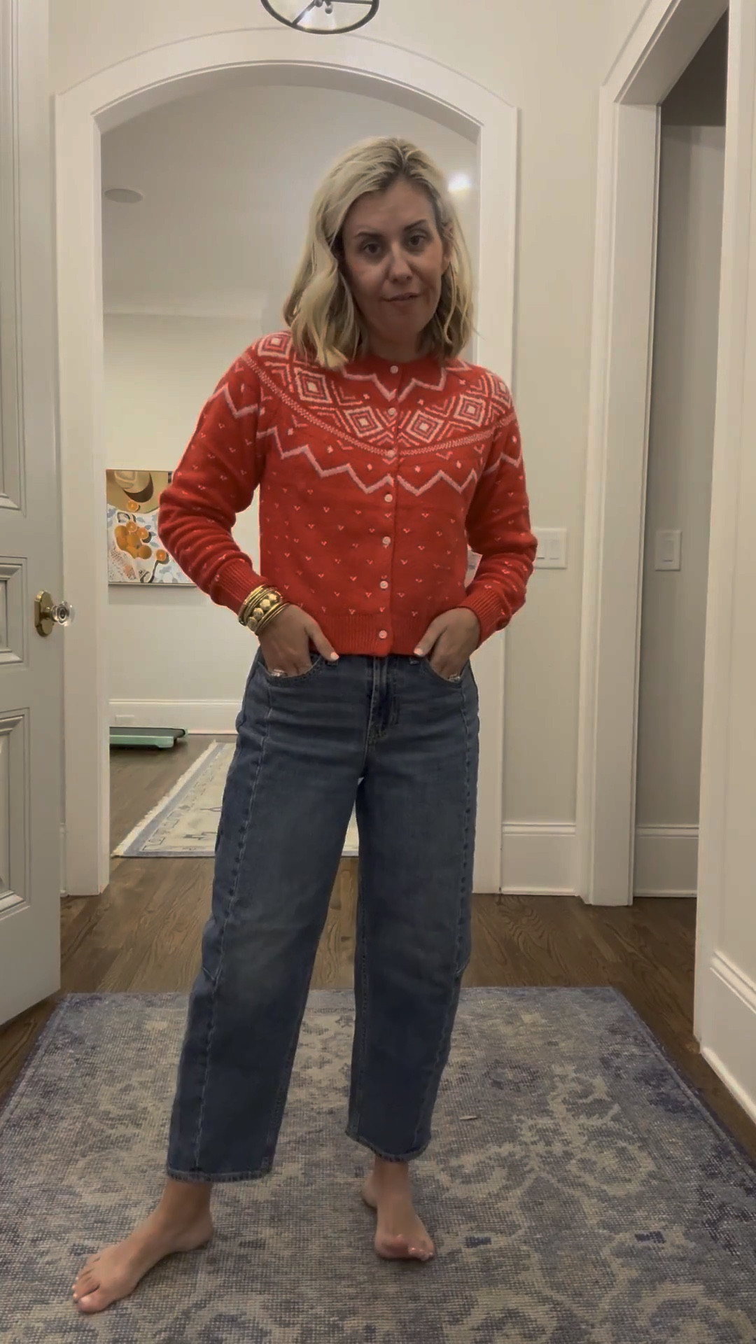 This sweater!!!! Can you even. So soft and truly one I’m wearing through February. And of course our fav barrel jeans!

I’m in XS sweater and 0 jeans 

#LTKFindsUnder50 #LTKgrwm #LTKdayinmylife