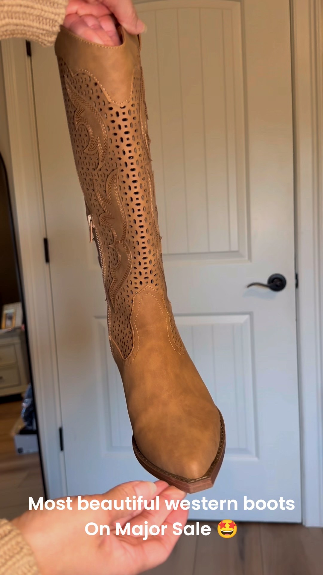 Absolutely gorgeous Dolce Vita western boots on major sale!! The details are beautiful and they are super comfy! I wore them to a concert and my feet didn’t hurt at all 🫶

Fall boots, women’s western boots, fall shoes, shoe sale 



#LTKShoeCrush #LTKootd #LTKGiftGuide