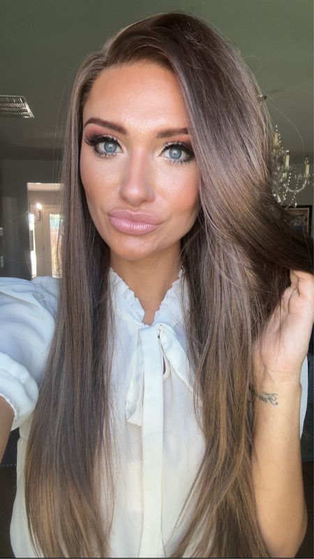 Sunkissed hair without the damage? Yes please!! Come see how quick, easy and affordable it is to swap hairstyles with a my go-to beauty hack 😉 PS, this is THE best blended hairline I’ve found on a synthetic wig, and it’s only $30! Thank goodness for Shein beauty always coming to the rescue y’all. 

Thank me later - shop now! Use code “thefriv1” for an extra discount and get my exact unit, linked here! 

Synthetic hair / wig style / long hair / summer style / summer hair / sunkissed 



#LTKbeauty #LTKstyletip #LTKFestival