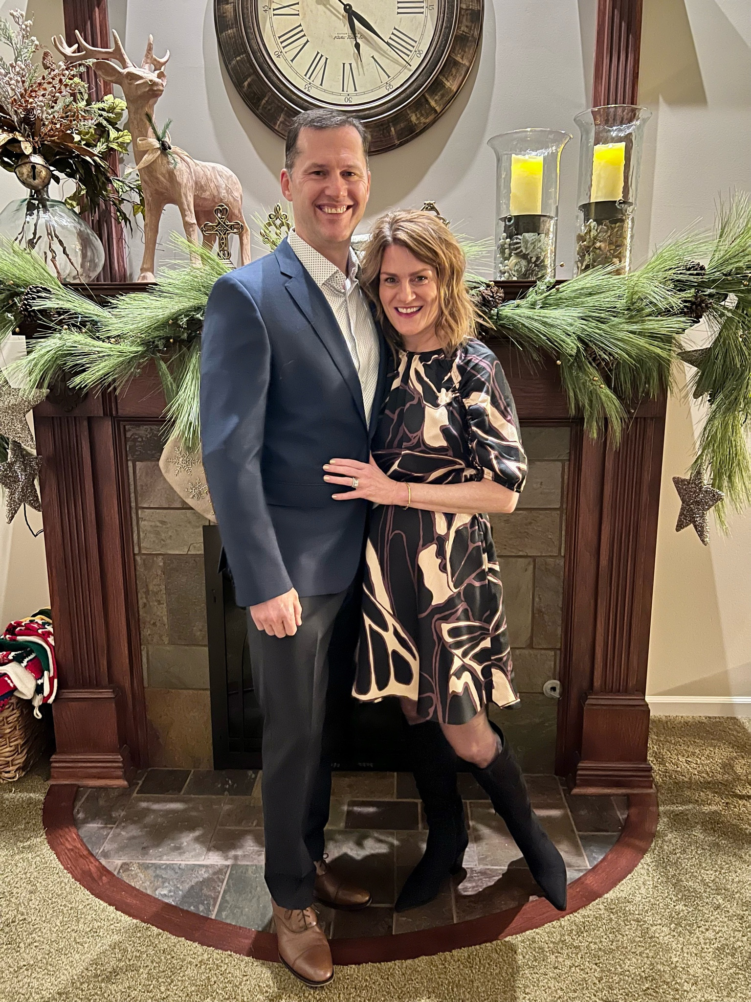 Holiday party season!
Love this @tedbaker dress (with pockets). Perfect for a work party in the city.🥂✨

Dress - Ted Size 2 (US 6)
Boots - Size 9

#LTKfit #LTKHoliday #LTKSeasonal