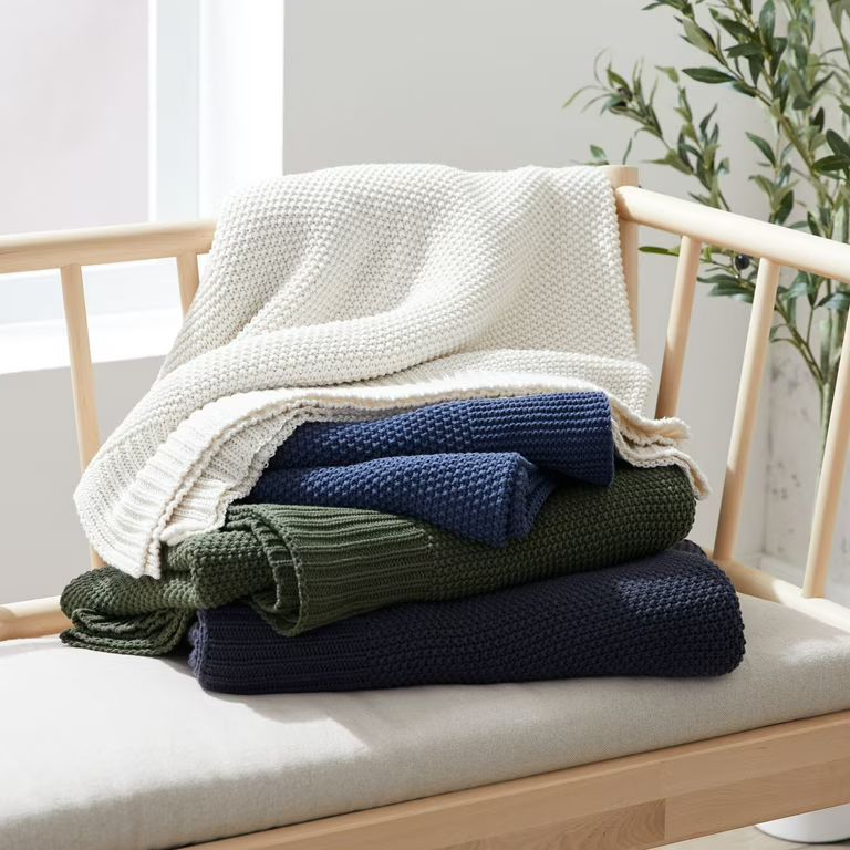 Better Homes & Gardens Solid Knit Throw, Deep Green, 50" x 60" | Walmart (US)