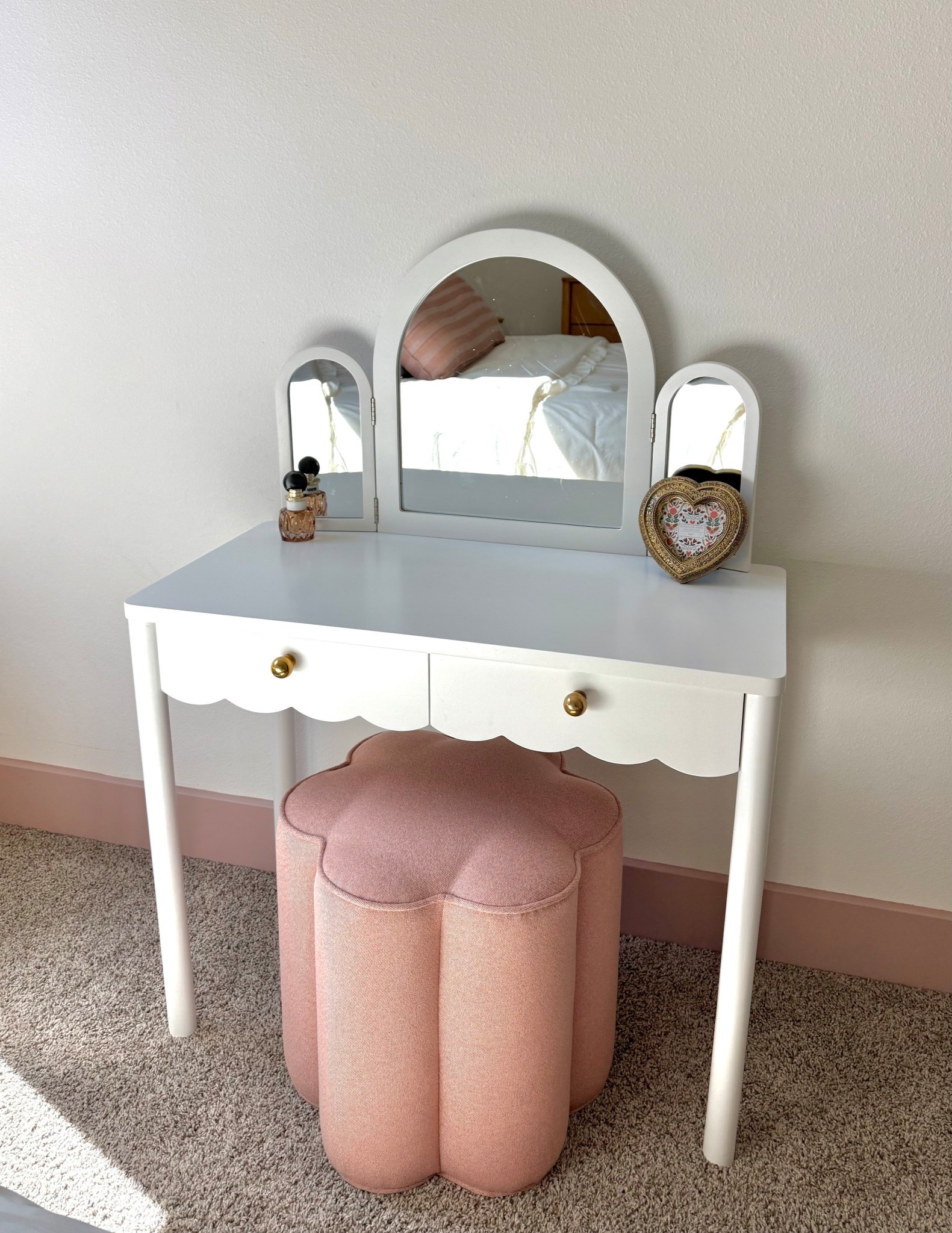 Such a cute vanity and ottoman on a budget! 

#LTKKids #LTKSaleAlert #LTKHome