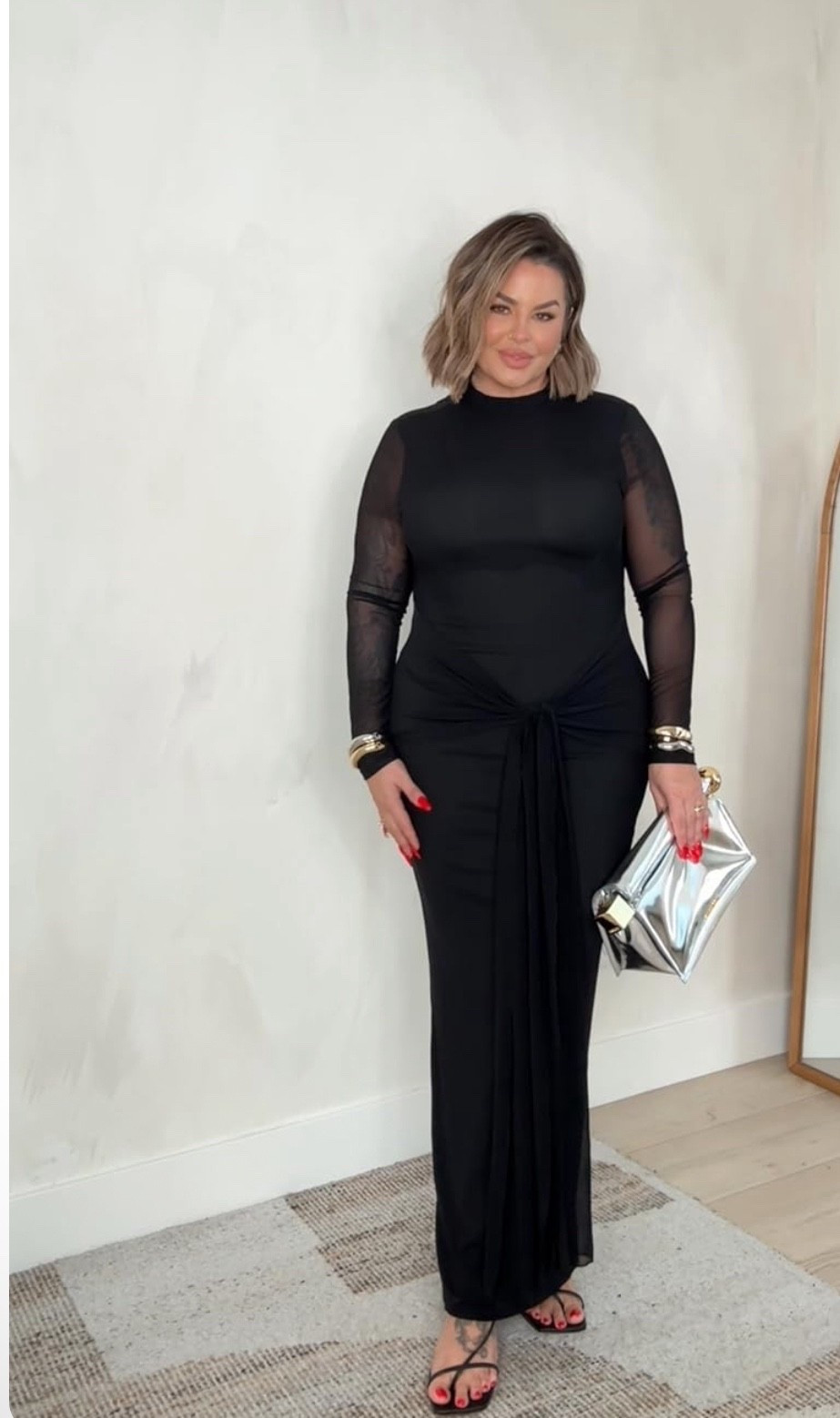 Date night Dress
It was compressive enough for me to just wear my cake nip covers and it felt supportive enough in the chest 
Size L
Bag linked similar 

#LTKValentine #LTKBeauty #LTKMidsize