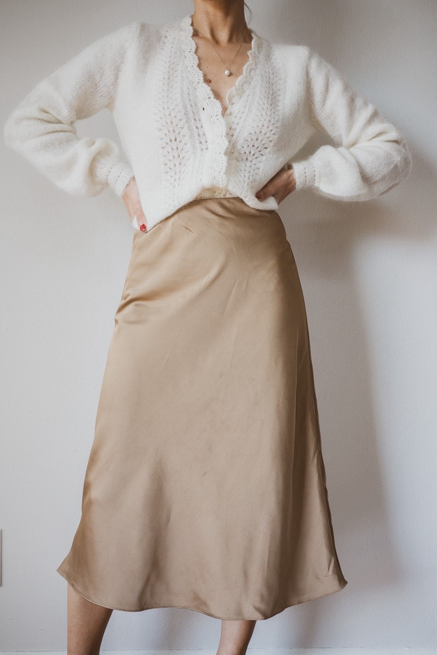 Holiday Looks:

Sweater is the Angelie Cardigan from Sèzane if you want to search for it secondhand, but I found one that is super similar available now! 

Skirt is old from J.Crew, linked a similar option! 

#LTKSeasonal #LTKOver40 #LTKHoliday