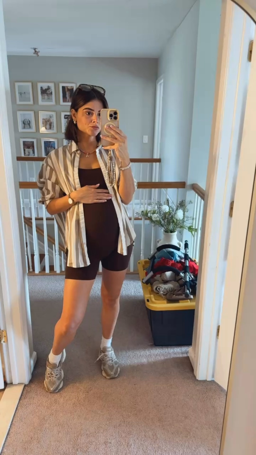 Maternity bodysuit - size: small 



#LTKmomlife #LTKgrwm #LTKootd