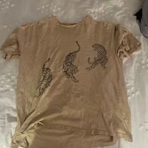 Project social Urban outfitters overdyed t tiger t shirt | Poshmark