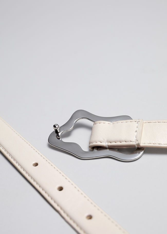 Sculpted Buckle Leather Belt | & Other Stories US