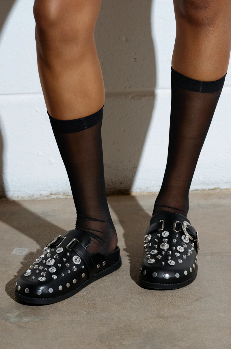 AZALEA WANG MAULDIN HARDWARE EMBELLISHED CLOG IN BLACK | AKIRA