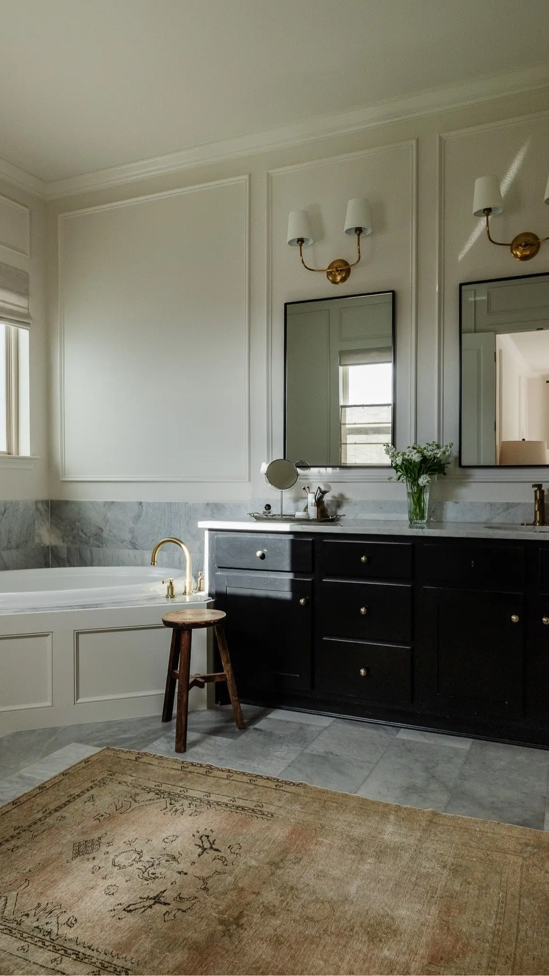 ✨ DIY Bathroom Makeover ✨

Brass double sconces, brass bathroom faucets, black bathroom mirrors, small vintage rug, bathroom decor, bathroom accessories, bathroom window shades