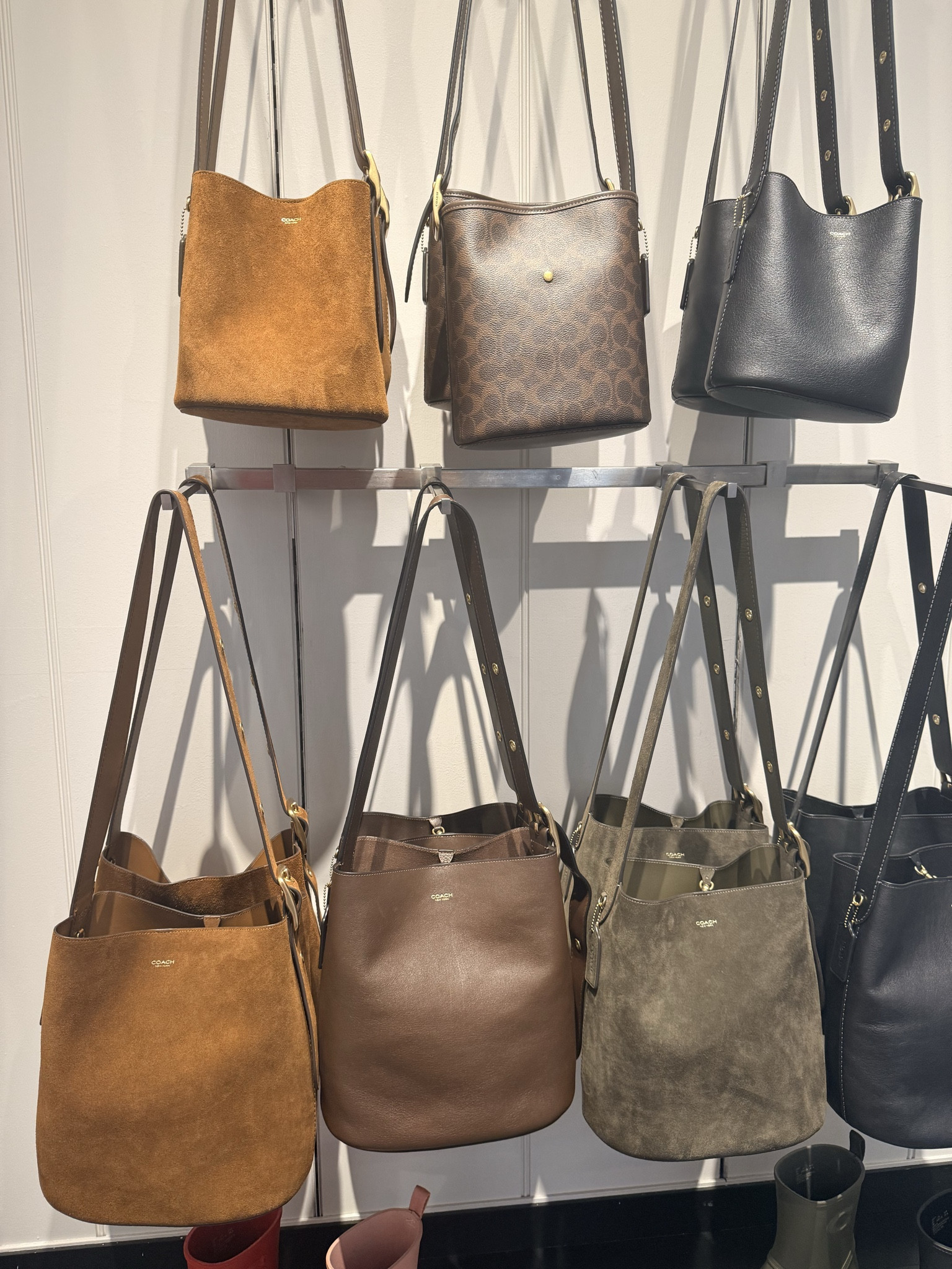 Get her a designer bag for Christmas — it’s the kind of gift that never misses 🎄👜✨
Timeless, chic, and something she’ll use over and over again. Whether she loves classic neutrals or statement pieces, a designer bag always feels extra special.
I linked my favorite designer picks on LTK so you can shop the perfect one before Christmas!

#designerbags #christmasgifts #giftideasforher #luxurygifts #handbaglover #holidaygifting #LTKholiday #LTKfashion #LTKfinds #LTKsale #shoppingfavorites #onlineshopping #christmasshopping #styleupgrade #ShoppingWithPriiincesss #Atlantamom #AtlantaCreator #Atlantacontentcreators

#LTKGiftGuide #LTKSaleAlert #LTKHoliday