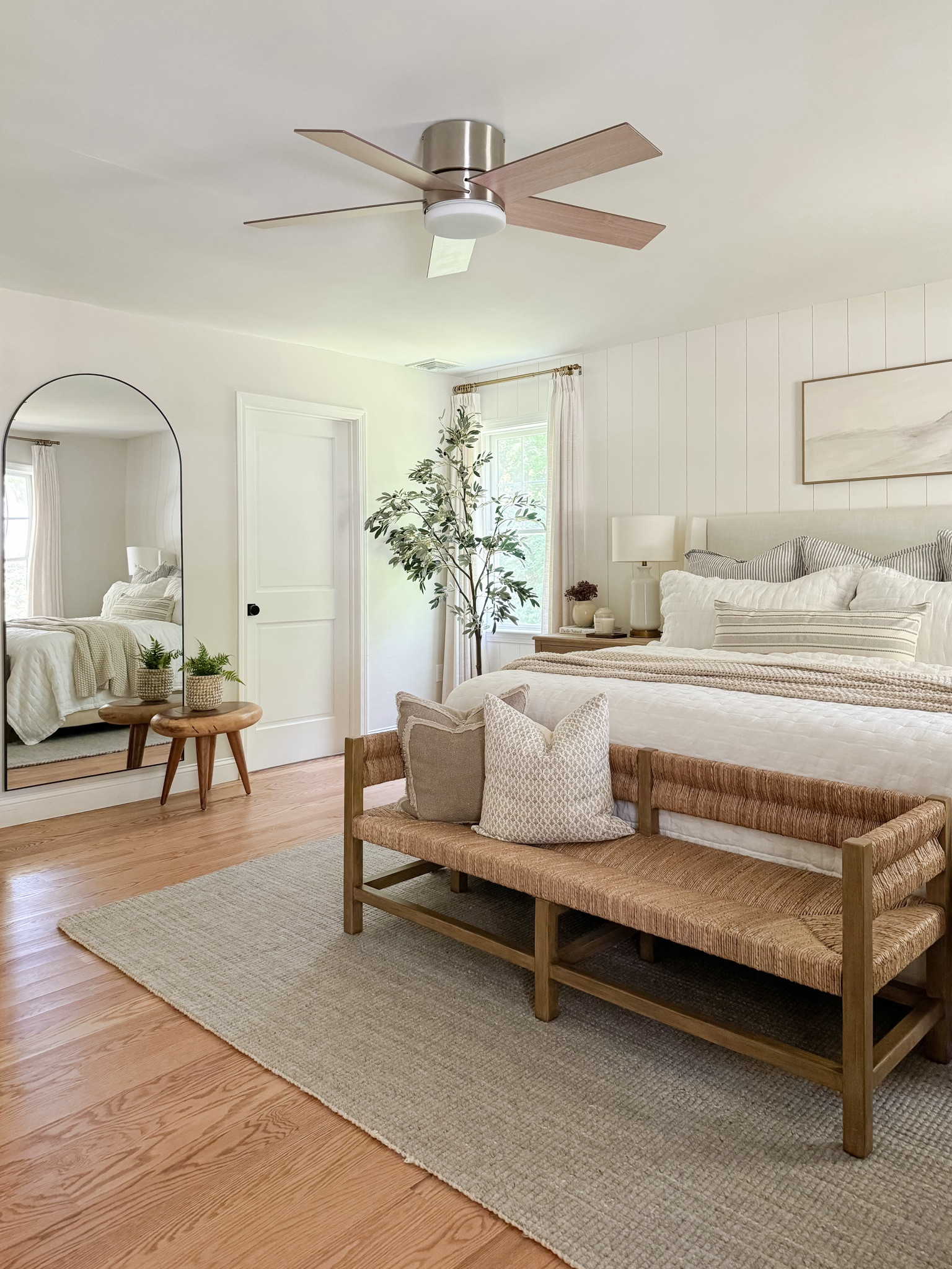 Coastal Bedroom

neutral bedroom, beige bedroom, striped duvet, fluffy duvet, fluffy bedding, wood nightstand, sherri calnan home 

#LTKStyleTip #LTKHome #LTKSaleAlert