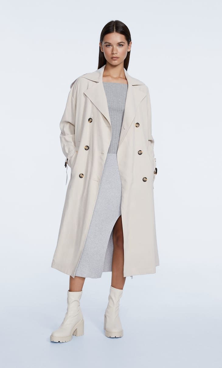 Trench fluide long - Mode femme | Stradivarius France | Stradivarius (FR)